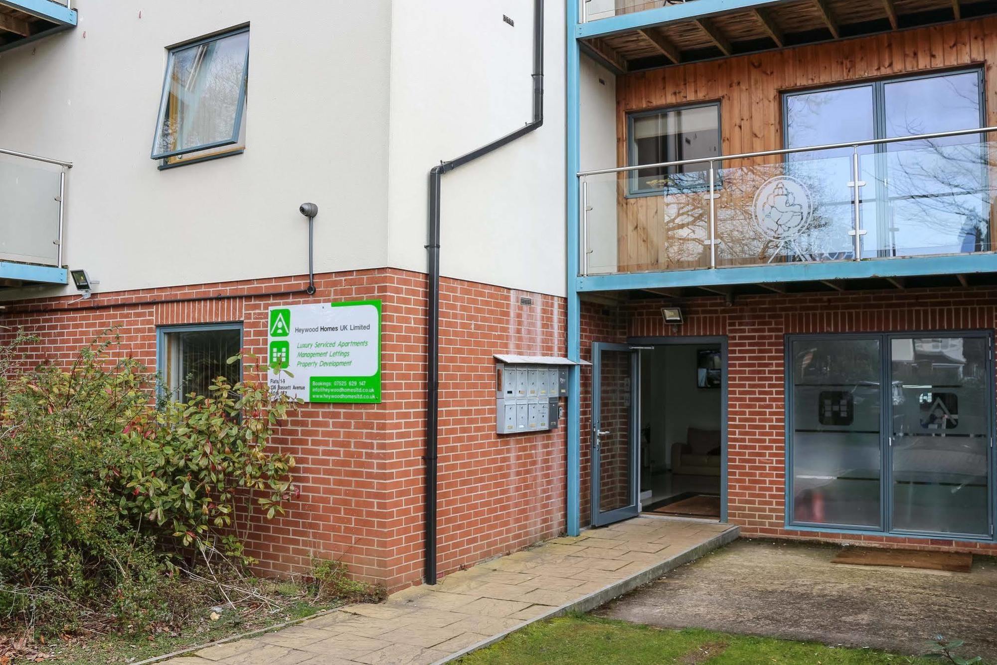 Southampton Serviced Apartments Exteriér fotografie